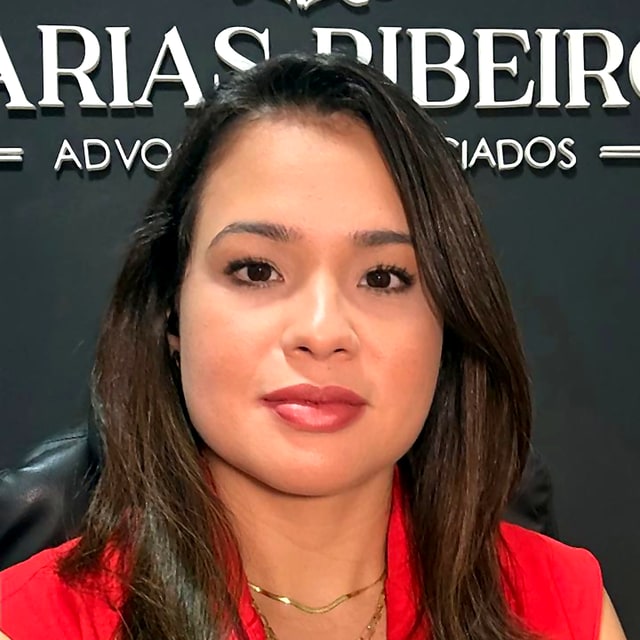 Dra. Daise Farias, advogada OAB/AM 16.264 — Farias Ribeiro Advogados